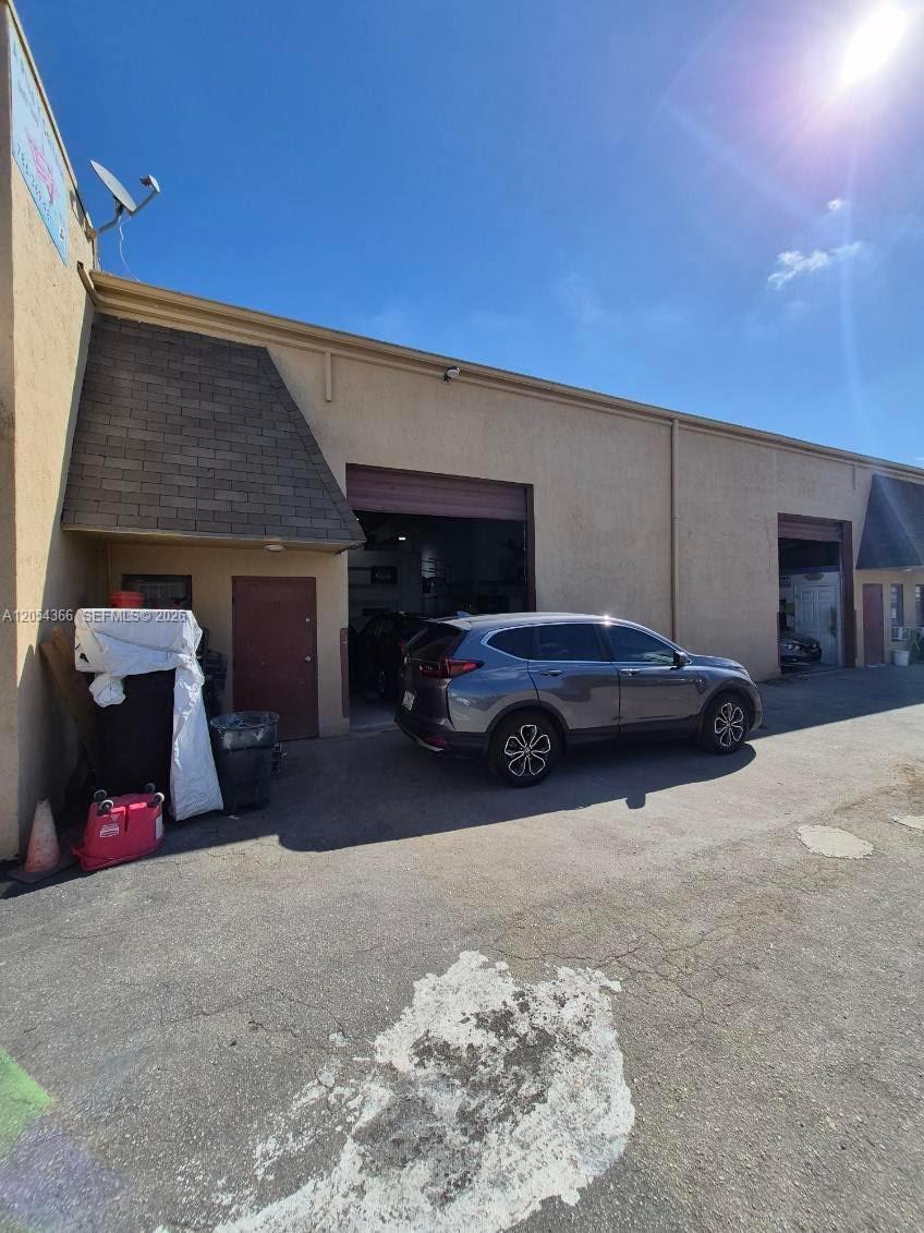 Complete Automotive Body Shop Equipment and Real Estate Package