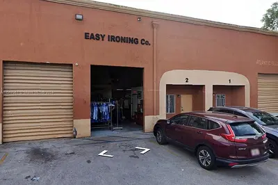 Established Laundry Service with Loyal Clientele