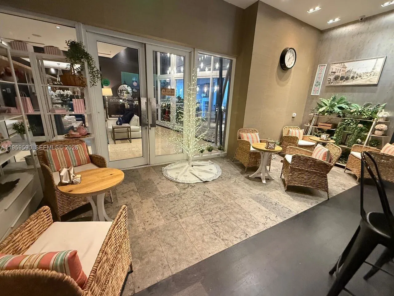 Established Deli Cafe with Beer and Wine License