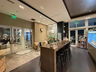 Established Deli Cafe with Beer and Wine License