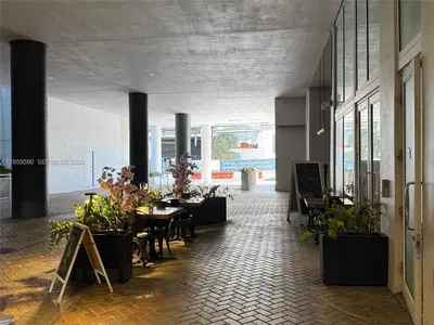 Established Deli Cafe with Beer and Wine License