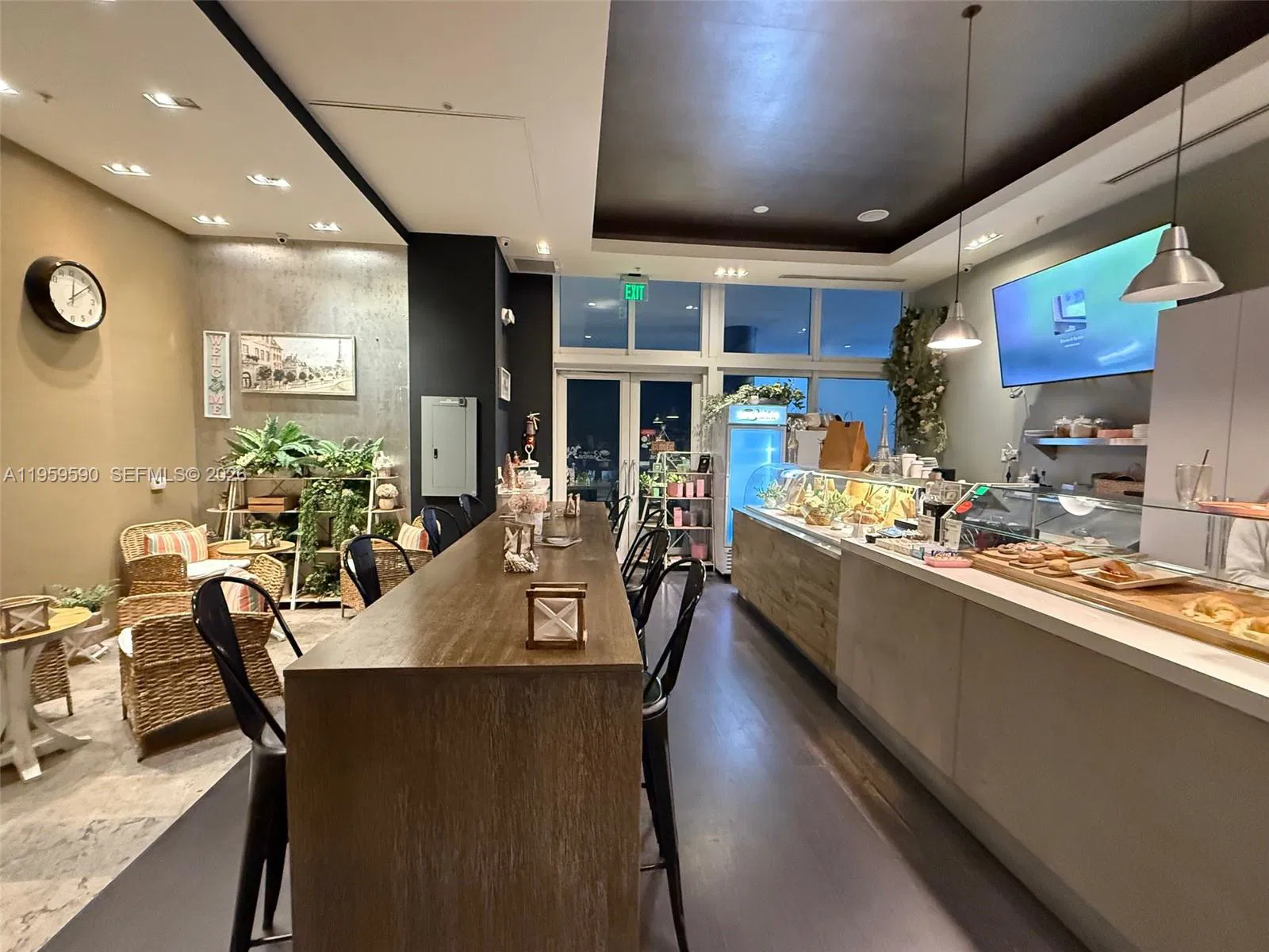 Established Deli Cafe with Beer and Wine License