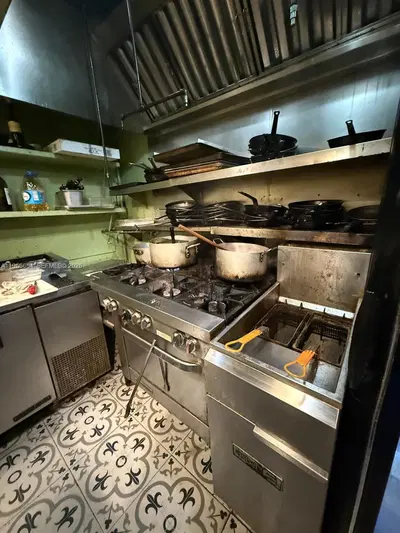 Profitable Italian Restaurant with Authentic Cuisine