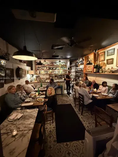 Profitable Italian Restaurant with Authentic Cuisine