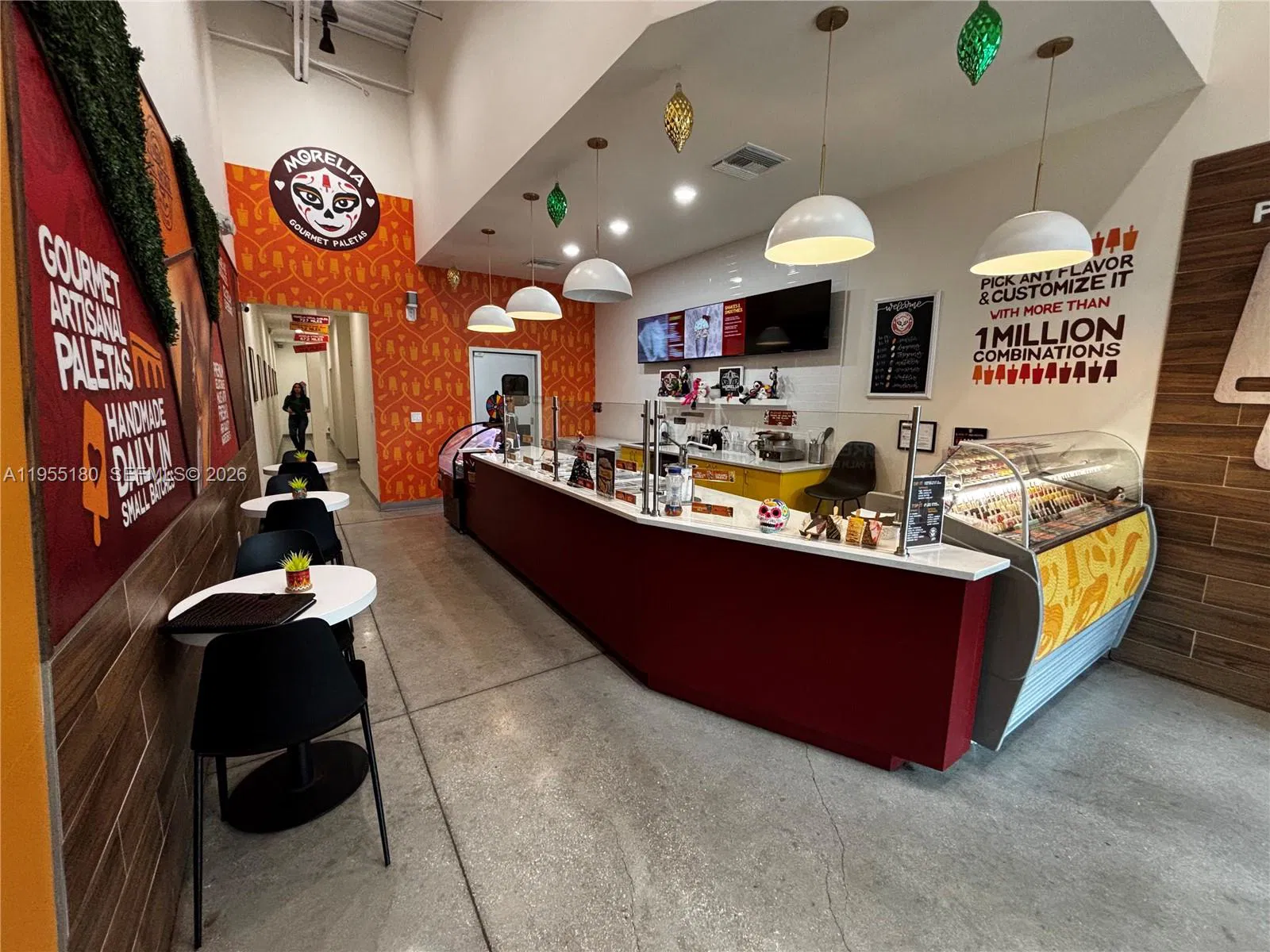 Turnkey Ice Cream Shop with Favorable Lease Terms