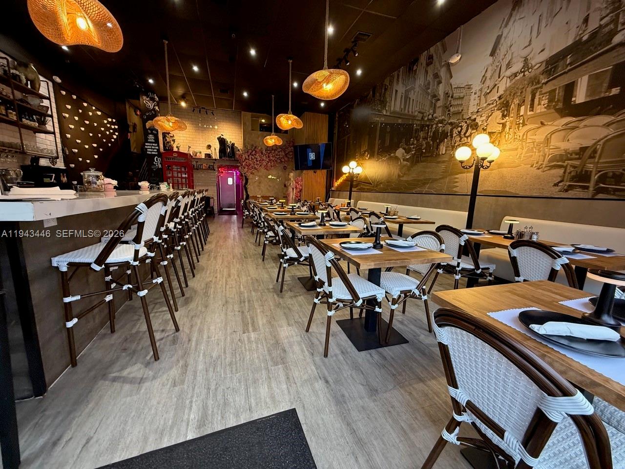 Turnkey Restaurant with Modern Design and Prime Location
