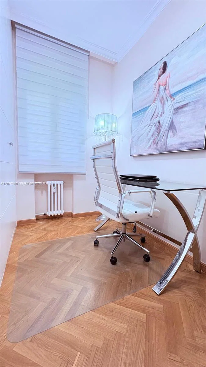 Premier Madrid Apartment with Private Parking and Storage