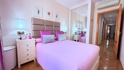 Premier Madrid Apartment with Private Parking and Storage