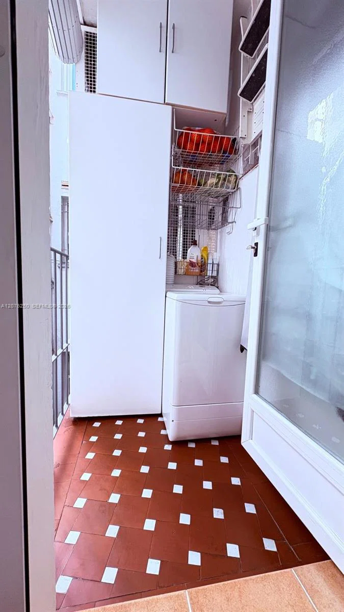 Premier Madrid Apartment with Private Parking and Storage