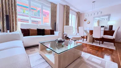 Premier Madrid Apartment with Private Parking and Storage