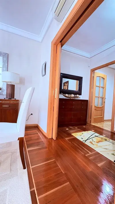Premier Madrid Apartment with Private Parking and Storage
