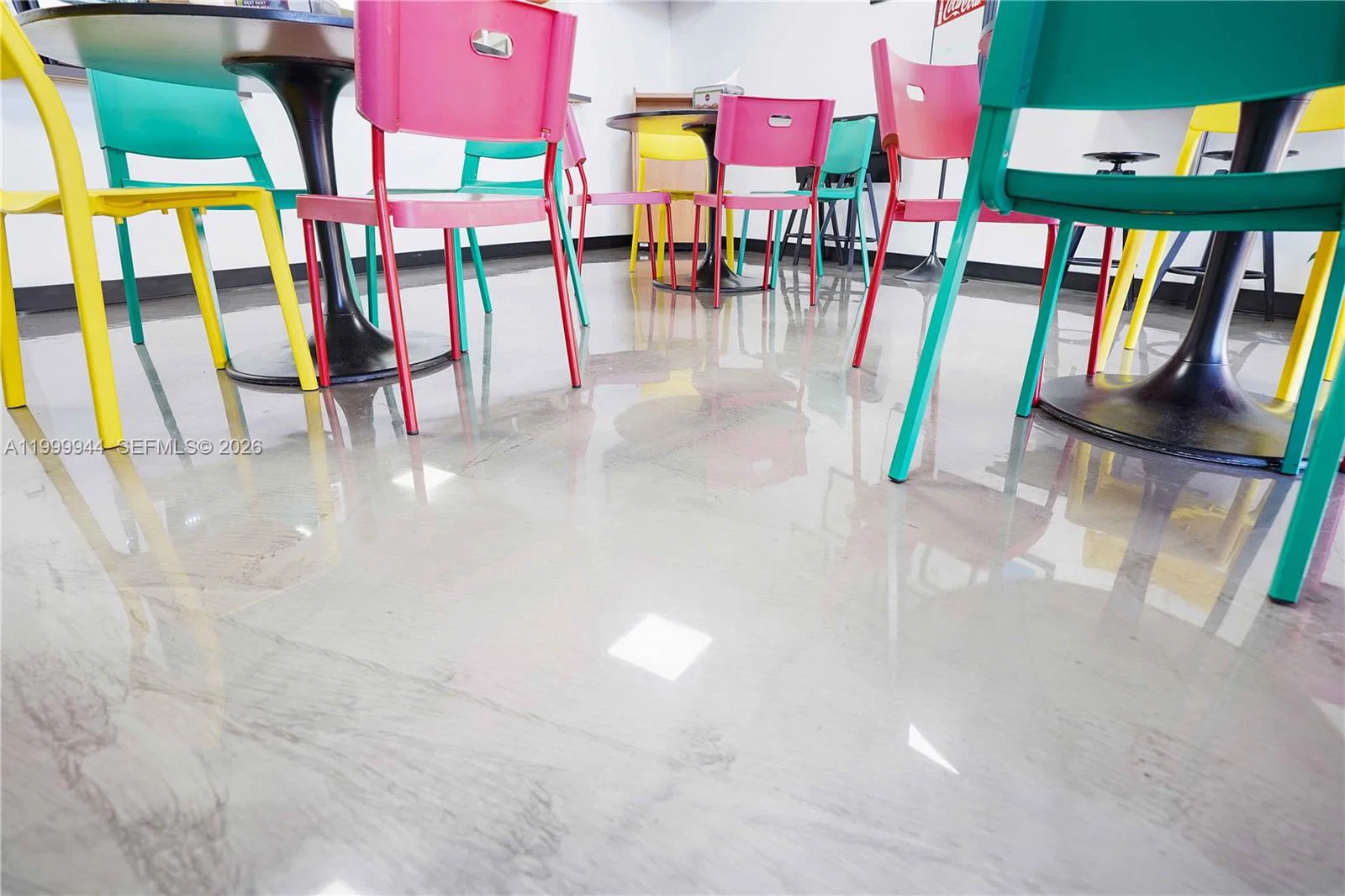 Turnkey Pizzeria with Prime Location and Low Rent