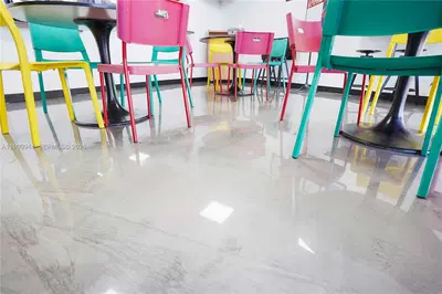 Turnkey Pizzeria with Prime Location and Low Rent