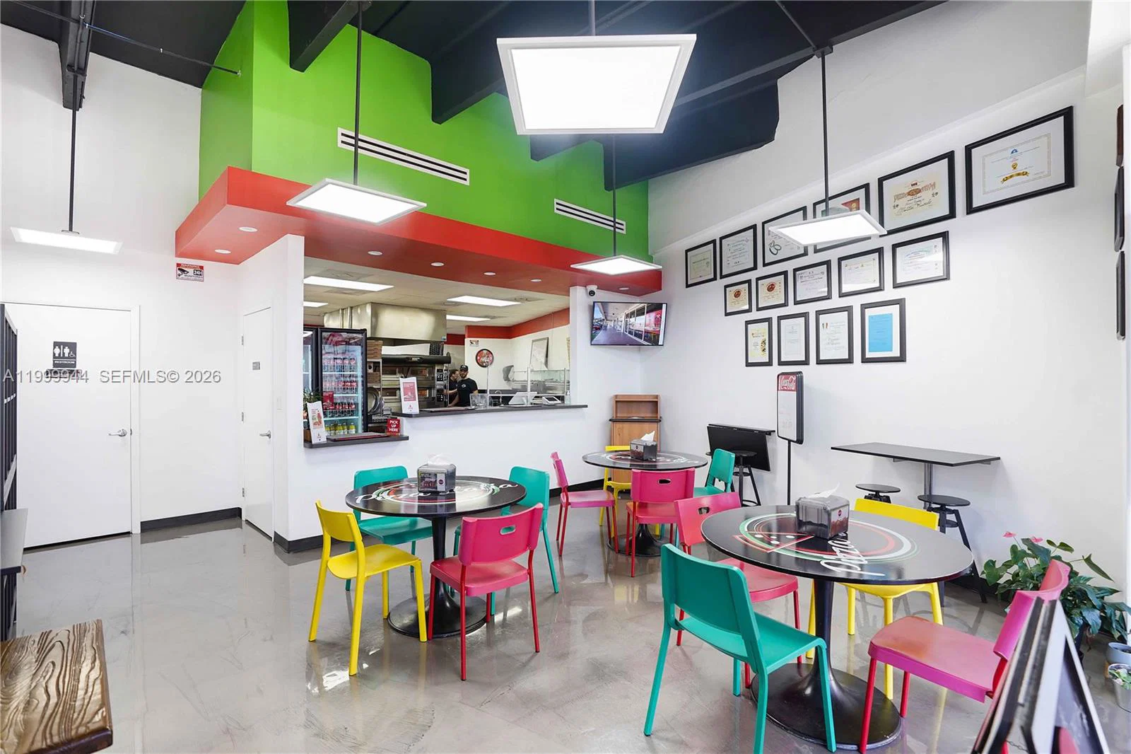 Turnkey Pizzeria with Prime Location and Low Rent