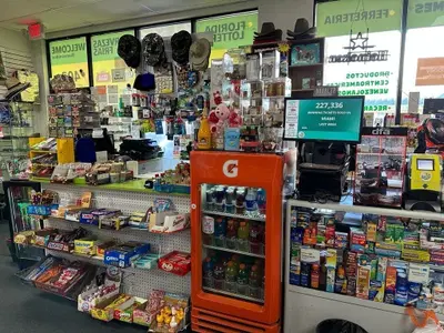 Profitable Deli, Convenience, and Liquor Store with Licenses