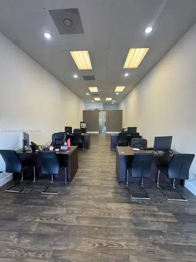 Turnkey Insurance Franchise with High Visibility Location