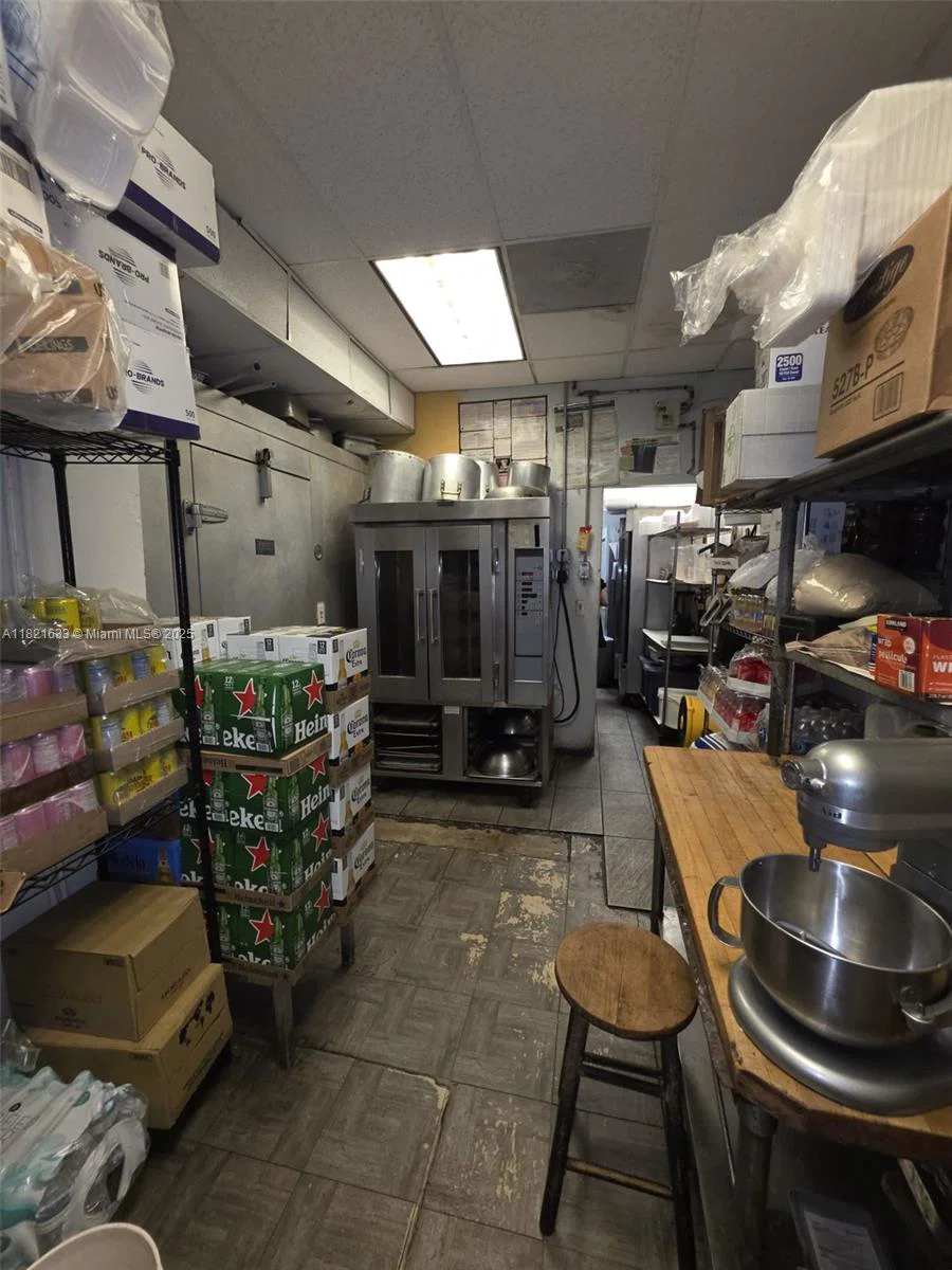 Established Colombian Restaurant with Turnkey Operations