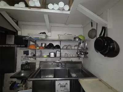 Established Colombian Restaurant with Turnkey Operations