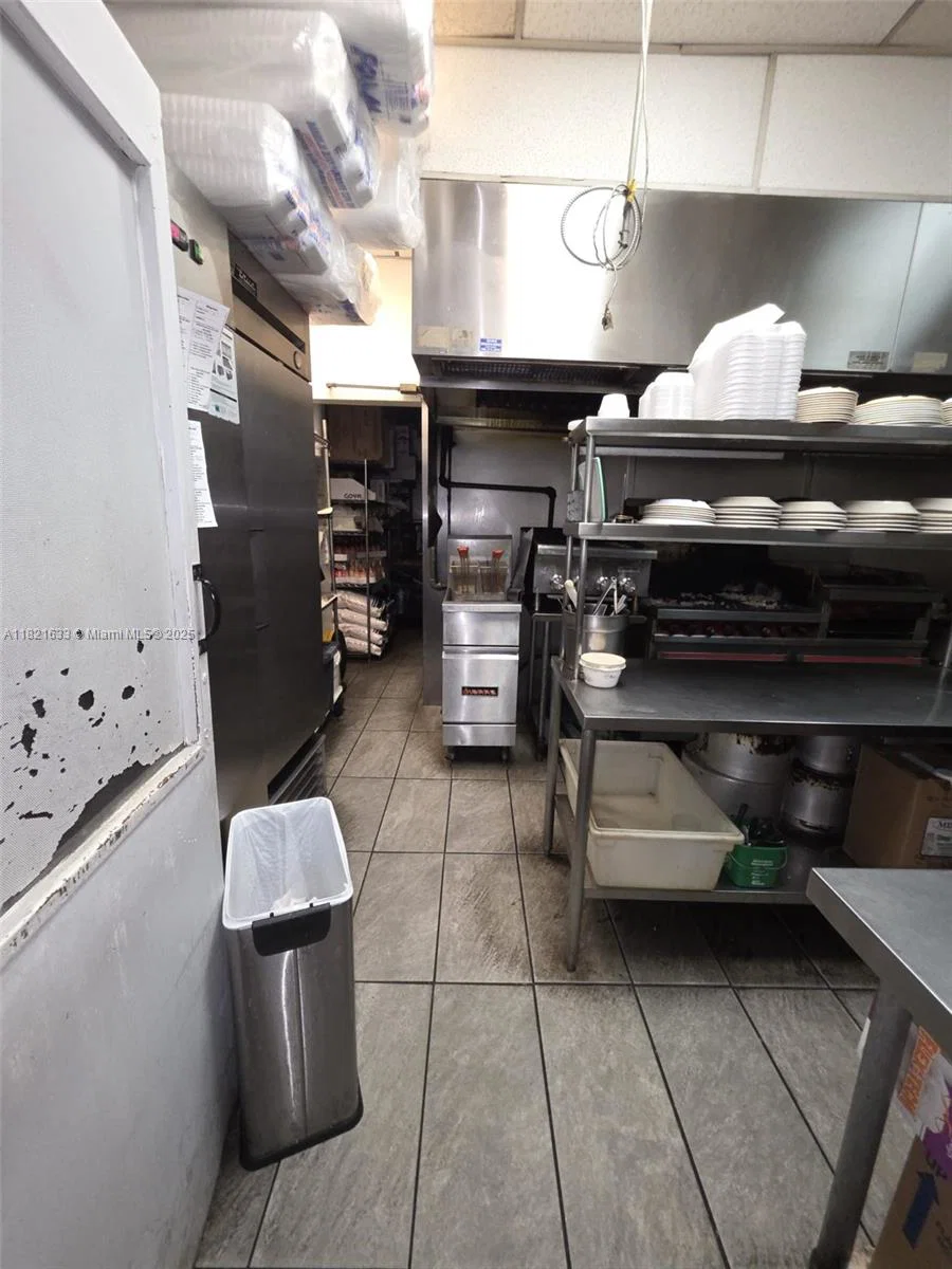 Established Colombian Restaurant with Turnkey Operations