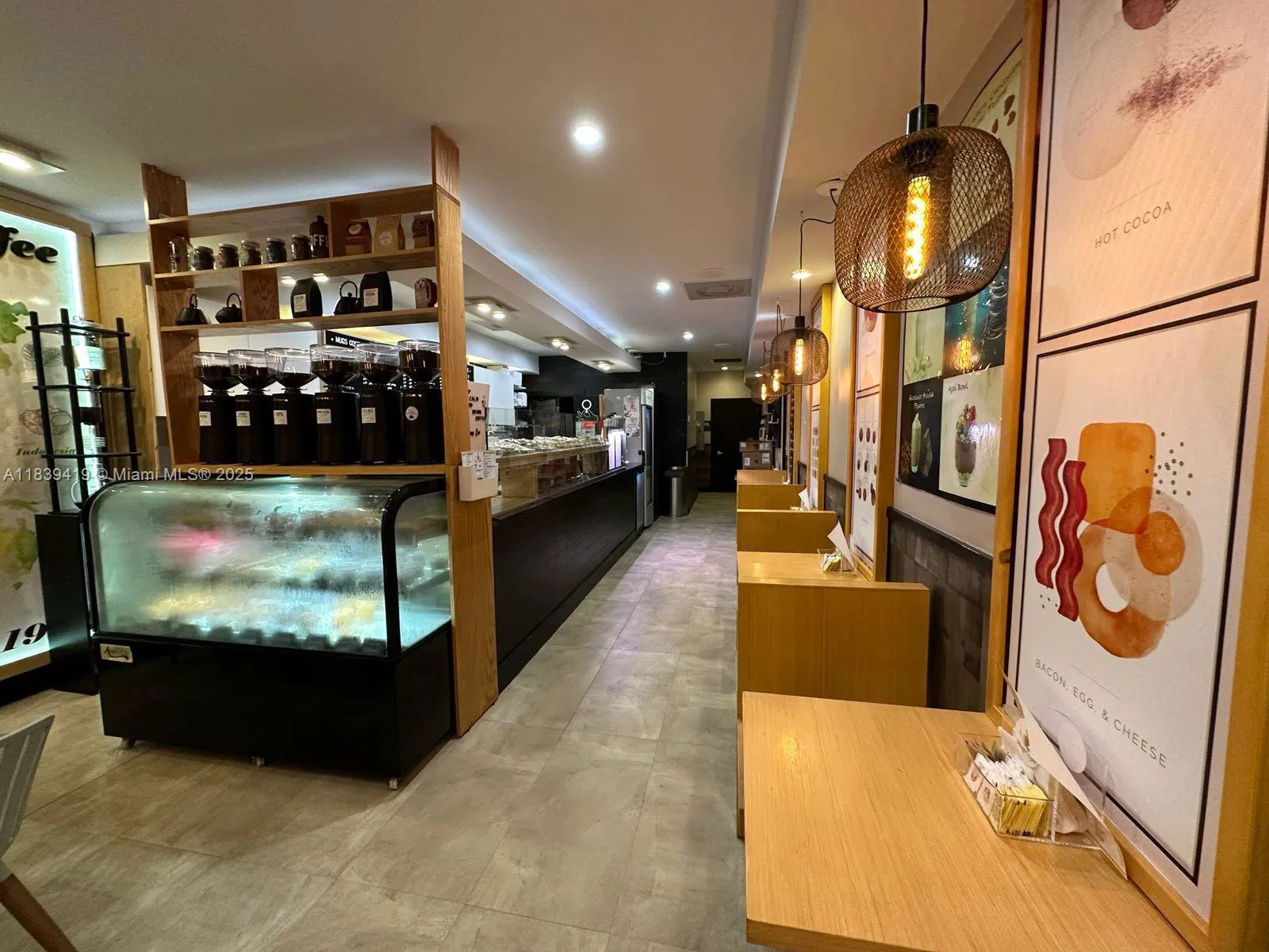 Thriving Cafe with Untapped Growth Potential