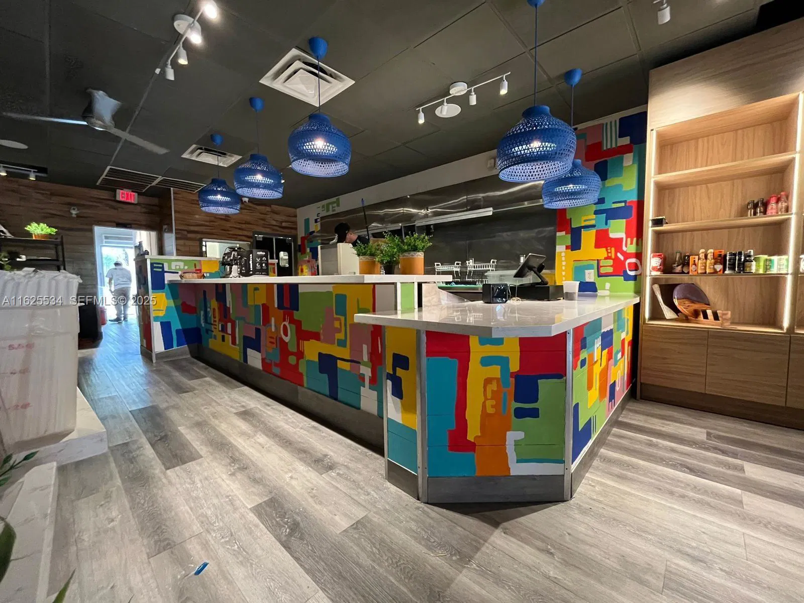 Turnkey Restaurant with Diverse Menu Offerings