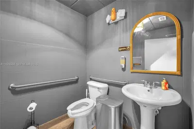 Turnkey Restaurant with Diverse Menu Offerings