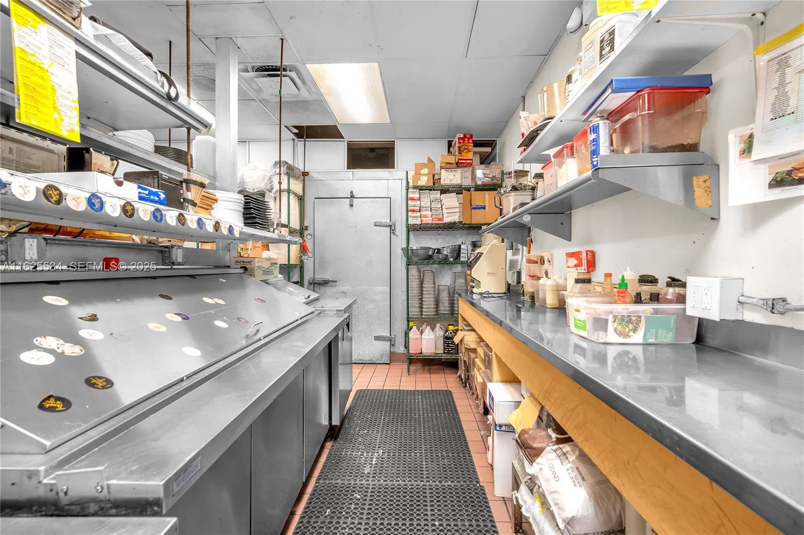 Turnkey Restaurant with Diverse Menu Offerings