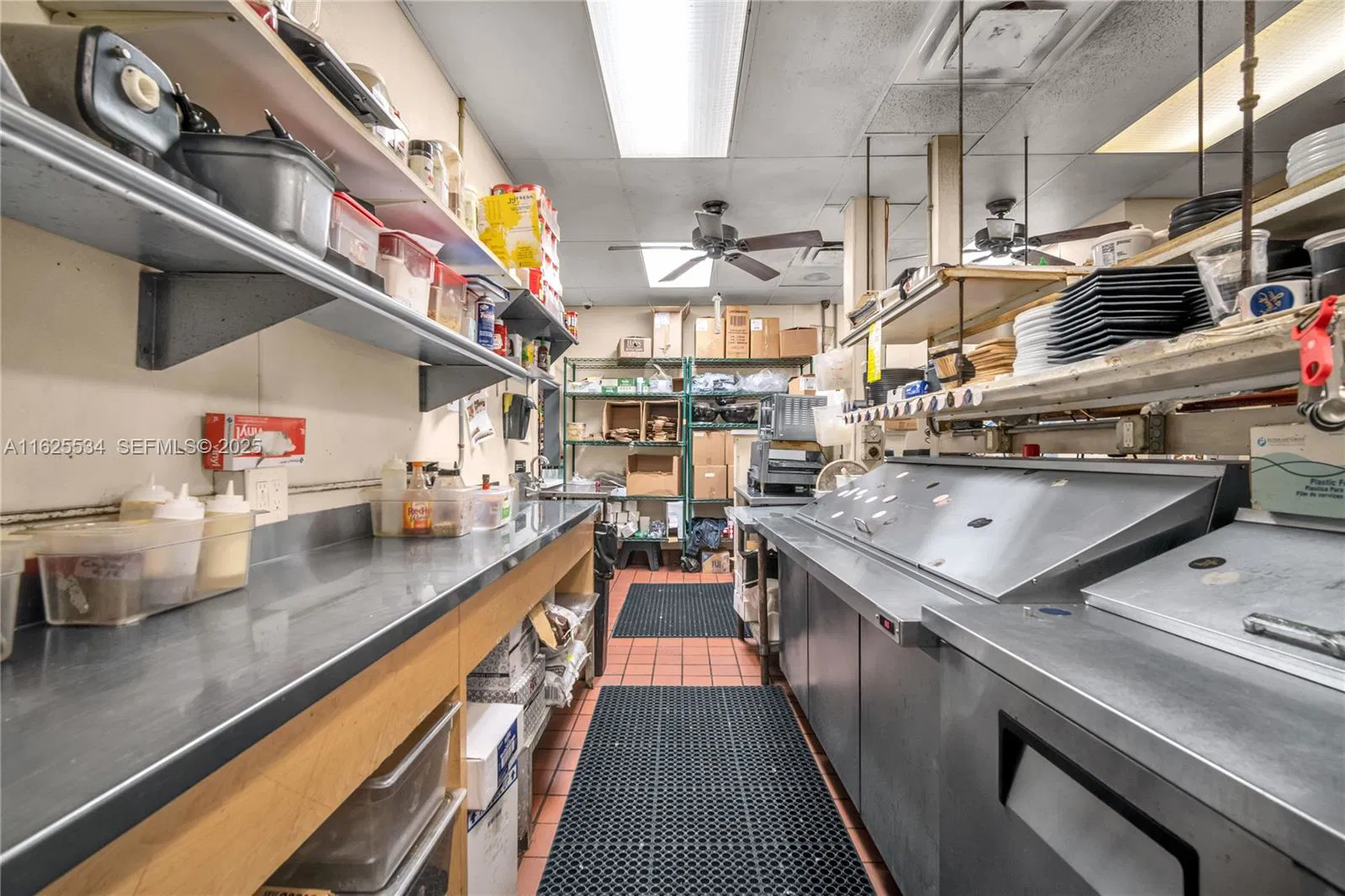 Turnkey Restaurant with Diverse Menu Offerings