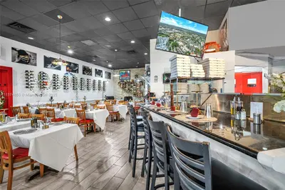 Premier Italian Restaurant with Full Liquor License