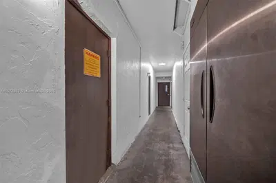 Premier Italian Restaurant with Full Liquor License