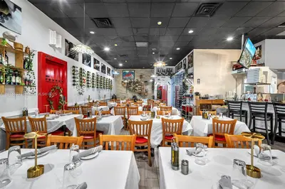 Premier Italian Restaurant with Full Liquor License