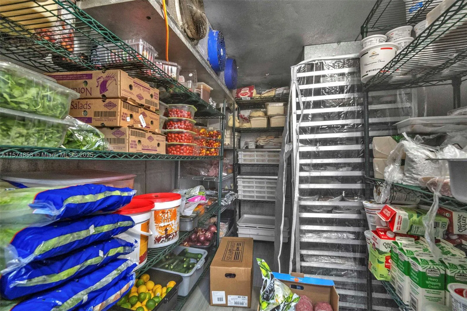 Premier Italian Restaurant with Full Liquor License