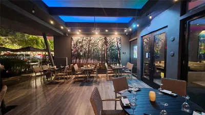 Turnkey High End Restaurant with Full Liquor License