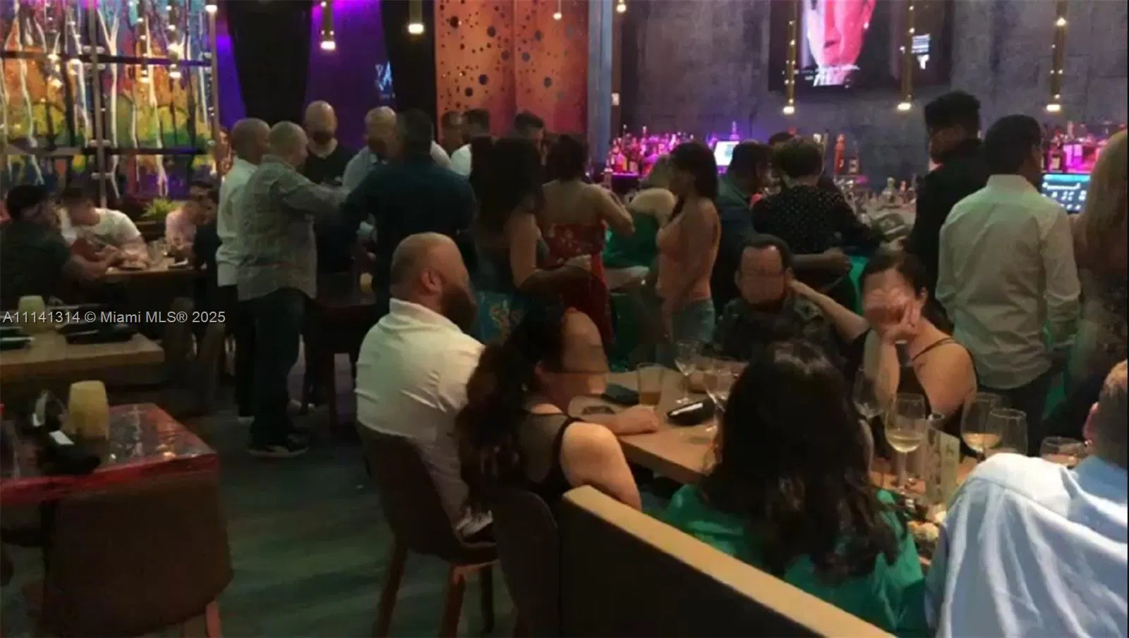 Turnkey High End Restaurant with Full Liquor License