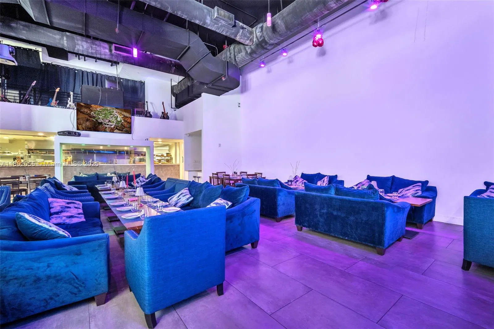 Thriving Mediterranean Restaurant with Prime Location and Loyal Clientele