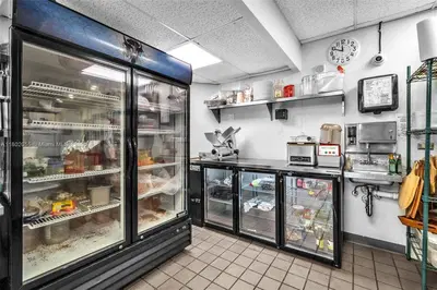 Thriving Mediterranean Restaurant with Prime Location and Loyal Clientele