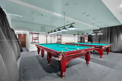 Thriving Mediterranean Restaurant with Prime Location and Loyal Clientele