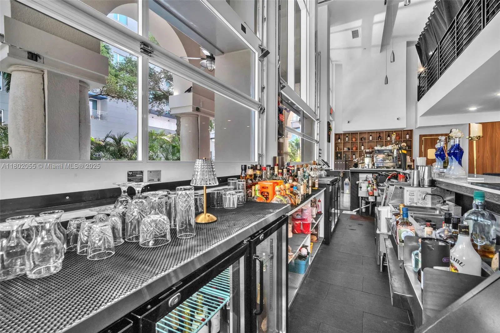 Thriving Mediterranean Restaurant with Prime Location and Loyal Clientele