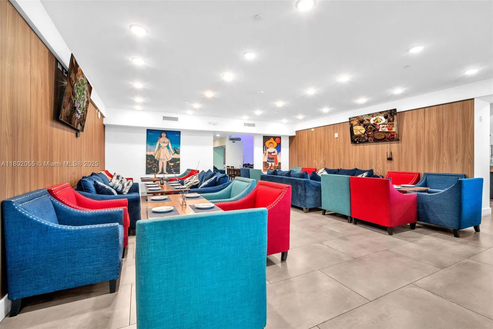 Thriving Mediterranean Restaurant with Prime Location and Loyal Clientele