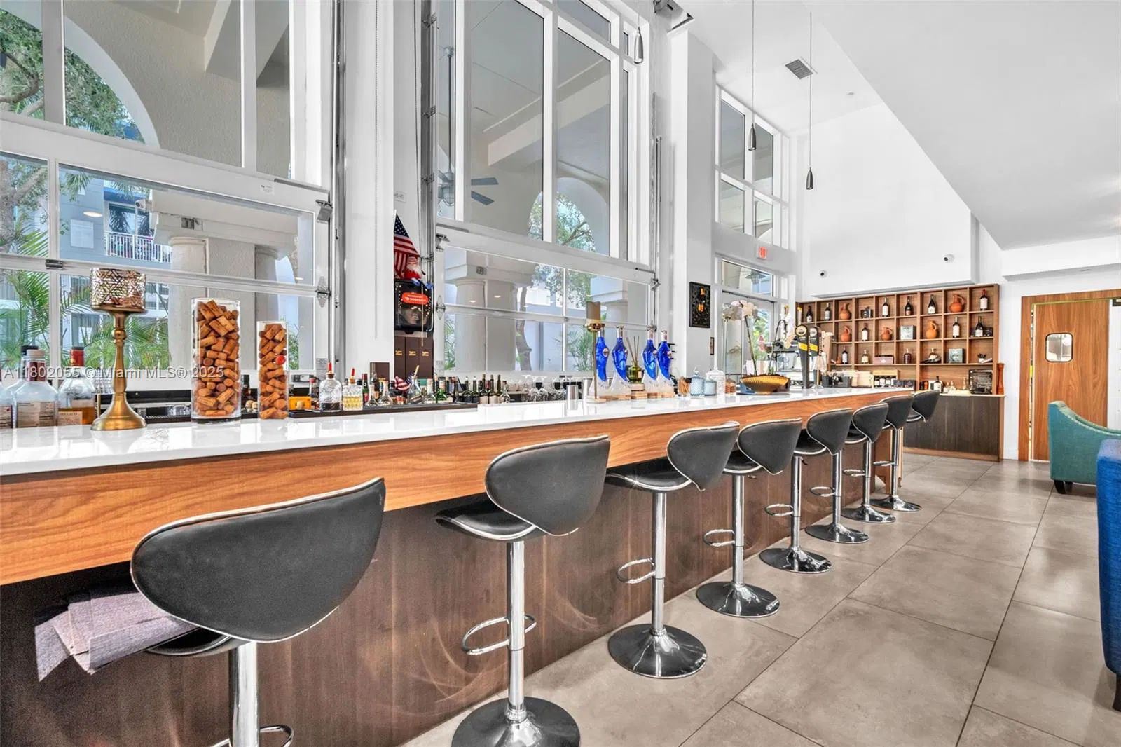 Thriving Mediterranean Restaurant with Prime Location and Loyal Clientele