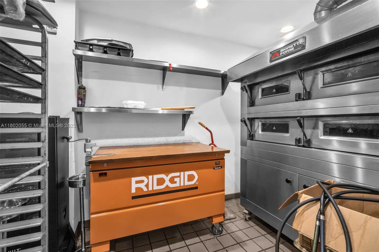 Thriving Mediterranean Restaurant with Prime Location and Loyal Clientele