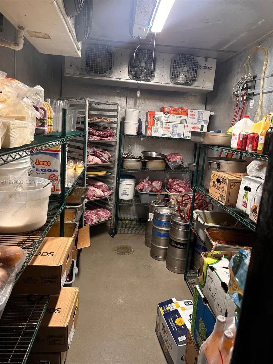 Profitable Mexican Taqueria with Full 4COP Liquor License