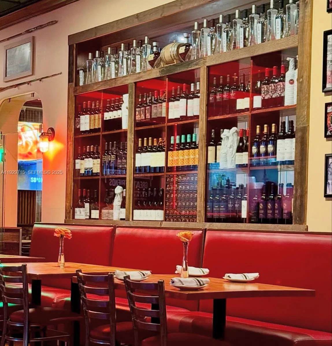 Thriving Organic Seafood Chain with Strong Market Presence