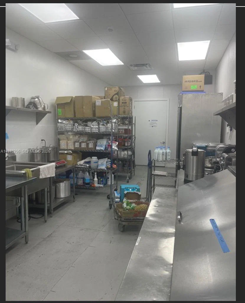 Turnkey Juice Bar with New Infrastructure