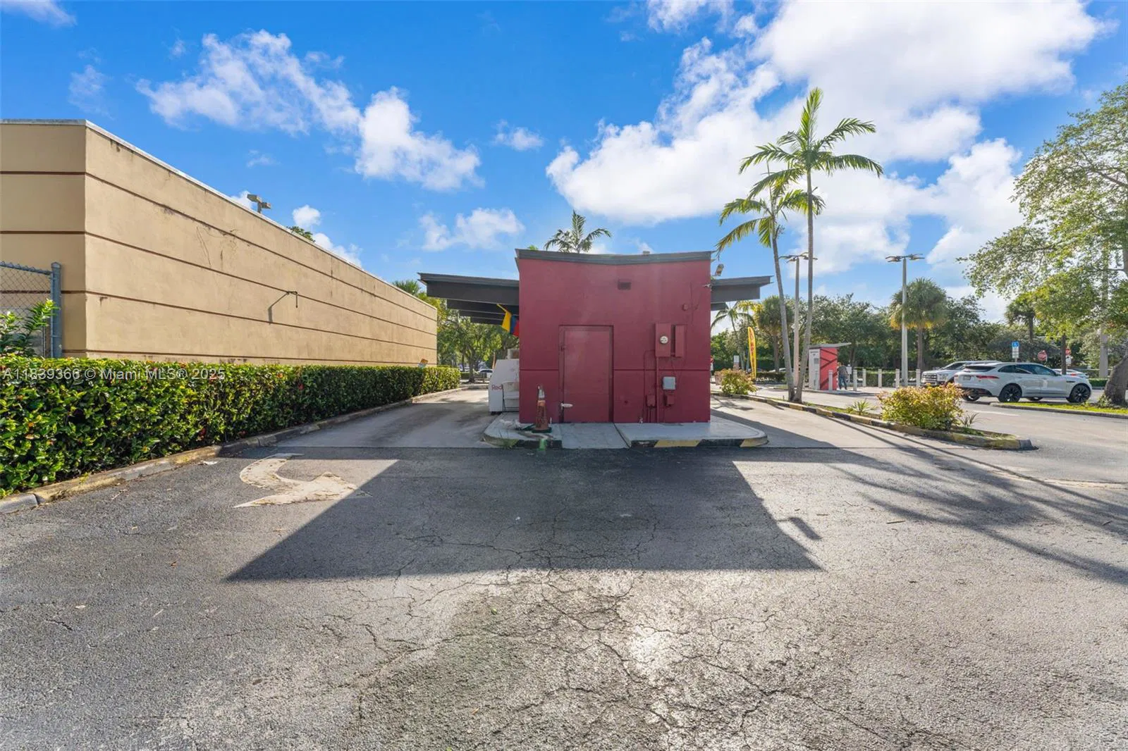 Thriving Farm Store with Strong Customer Base