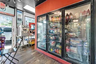 Thriving Farm Store with Strong Customer Base