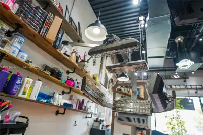 Premier Luxury Hair Salon with a Loyal Client Base