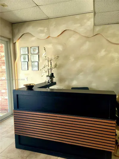 Complete Beauty Salon Assets with Inventory and Lease