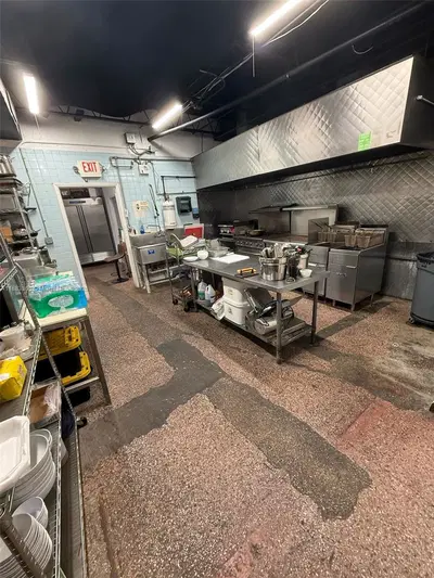 Turnkey Restaurant and Cafeteria with All Inventory and Licenses