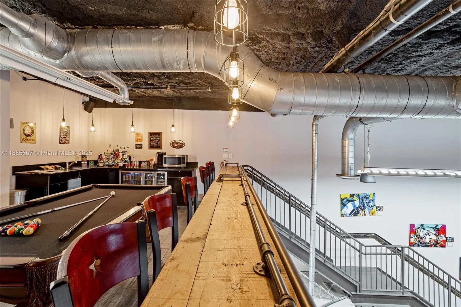 Niche Auto Detailing  Customization Studio with Strong Online Presence